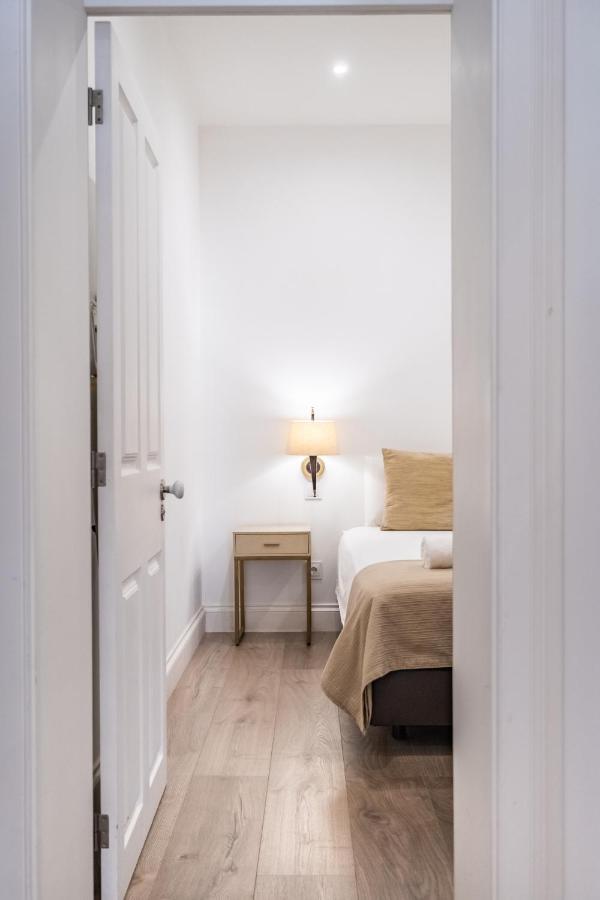 Cayres Suites Surdo Funchal  Exteriör bild
