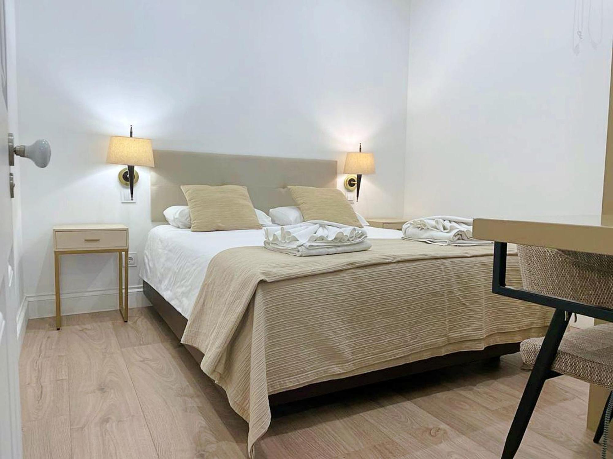 Cayres Suites Surdo Funchal  Exteriör bild
